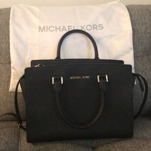 Michael Kors Selma